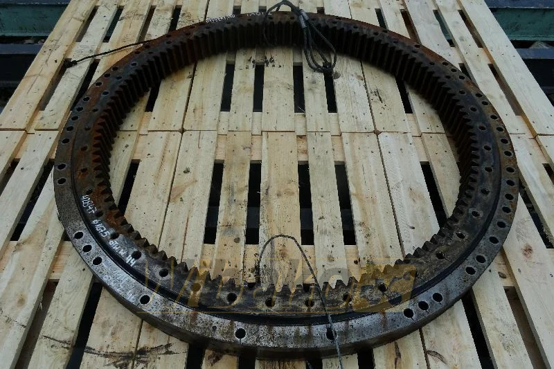 Hyundai 450 - Elforduló gyűrű - Építőipari gépek: 1 kép. Hyundai 450 - Elforduló gyűrű - Építőipari gépek: 1 kép.