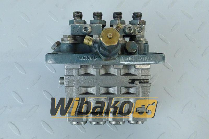 Injection pump for engine Kubota V2203 1G796-51011 - Üzemanyag szivattyú: 1 kép. Injection pump for engine Kubota V2203 1G796-51011 - Üzemanyag szivattyú: 1 kép.
