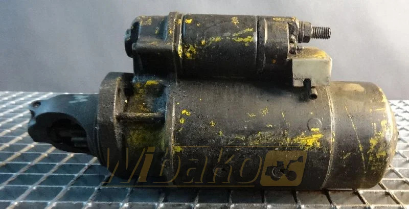 John Deere 028000-525 - Indítómotor - Építőipari gépek: 1 kép. John Deere 028000-525 - Indítómotor - Építőipari gépek: 1 kép.