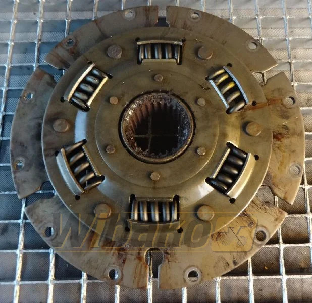 Komatsu 24/65/355 - Kuplung és alkatrészek - Építőipari gépek: 1 kép. Komatsu 24/65/355 - Kuplung és alkatrészek - Építőipari gépek: 1 kép.