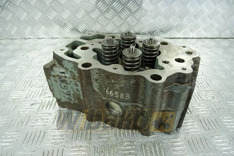 Liebherr 10130436 - Motor fej - Építőipari gépek: 1 kép. Liebherr 10130436 - Motor fej - Építőipari gépek: 1 kép.
