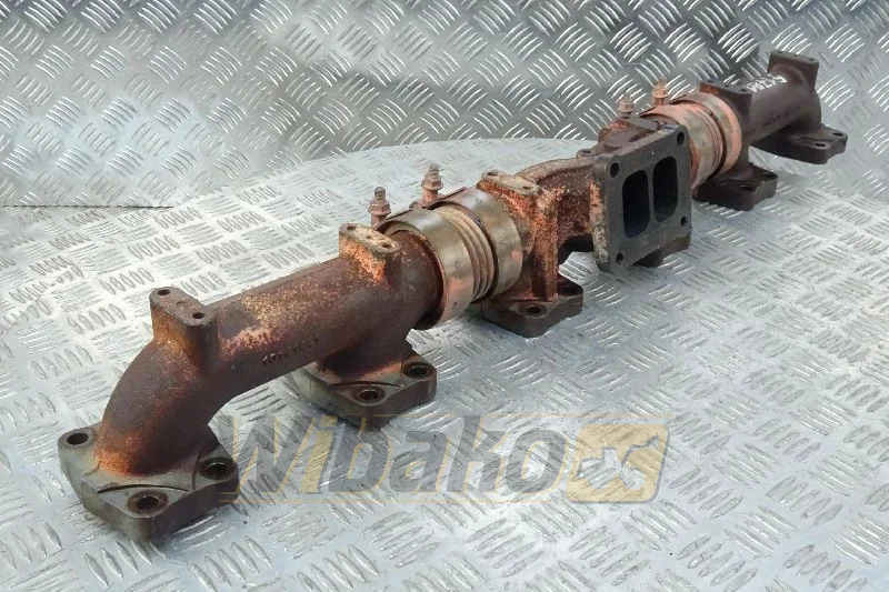 Liebherr D936 A7-04 10141443/1014142/10141441/10141439 - Kipufogó leömlő - Építőipari gépek: 1 kép. Liebherr D936 A7-04 10141443/1014142/10141441/10141439 - Kipufogó leömlő - Építőipari gépek: 1 kép.