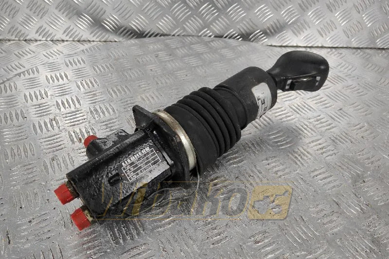 Liebherr VG7-4/4 9271036 - Hidraulikus szelep - Építőipari gépek: 1 kép. Liebherr VG7-4/4 9271036 - Hidraulikus szelep - Építőipari gépek: 1 kép.