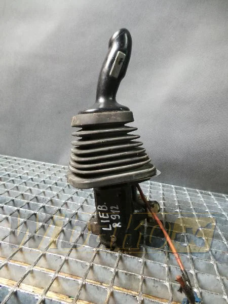 Liebherr VG7-4/5Z05 9273343 - Hidraulikus szelep - Építőipari gépek: 1 kép. Liebherr VG7-4/5Z05 9273343 - Hidraulikus szelep - Építőipari gépek: 1 kép.