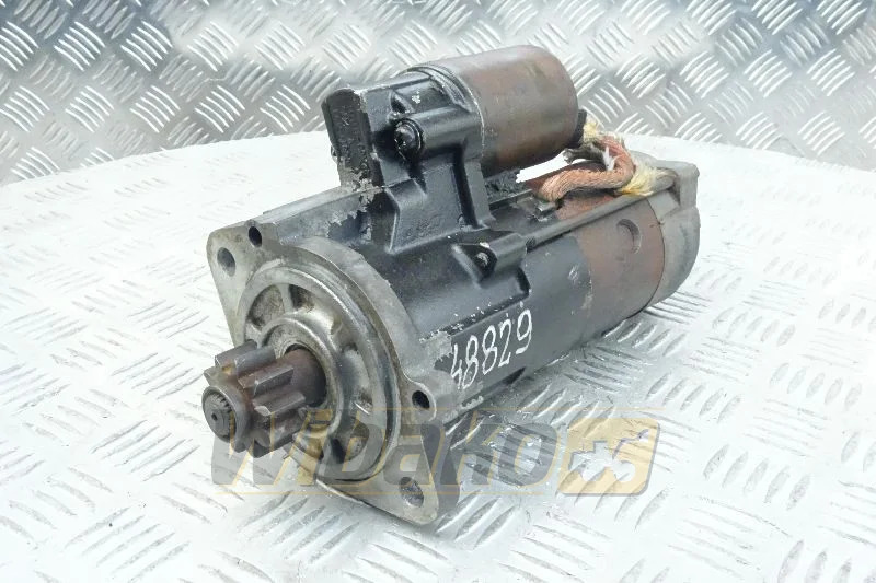 Mitsubishi M008T75171 - Indítómotor - Építőipari gépek: 1 kép. Mitsubishi M008T75171 - Indítómotor - Építőipari gépek: 1 kép.