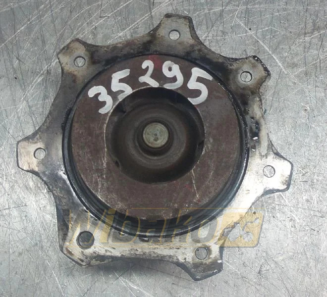 Perkins 1306 1830606C95/1830606C94/1817629C1 - Vízszivattyú: 1 kép. Perkins 1306 1830606C95/1830606C94/1817629C1 - Vízszivattyú: 1 kép.