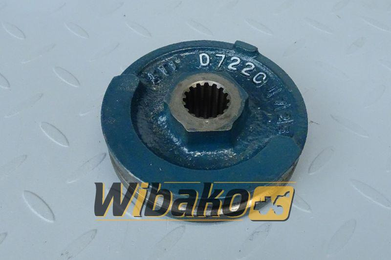 Pulley for engine Kubota D722 D722C - Motor és alkatrészek - Építőipari gépek: 1 kép. Pulley for engine Kubota D722 D722C - Motor és alkatrészek - Építőipari gépek: 1 kép.