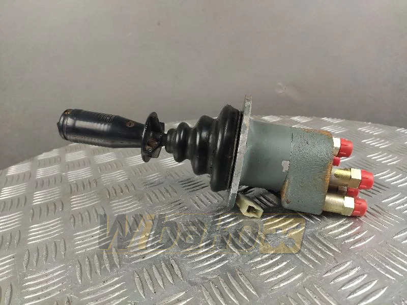 Rexroth Sigma TH22589800 P4743324M - Hidraulikus szelep - Építőipari gépek: 1 kép. Rexroth Sigma TH22589800 P4743324M - Hidraulikus szelep - Építőipari gépek: 1 kép.