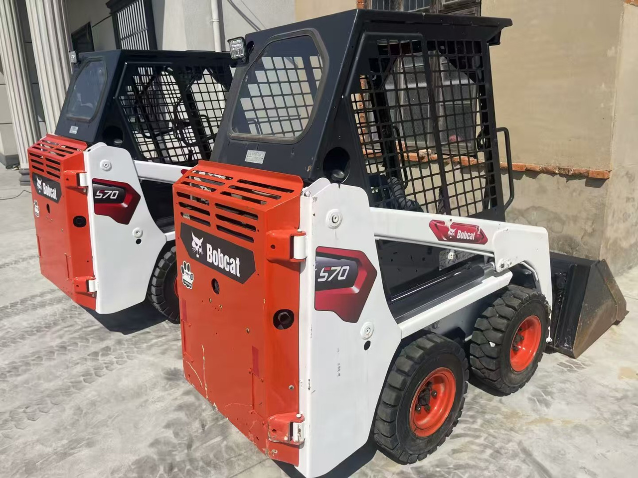 Mini homlokrakodó BOBCAT S730: 9 kép.