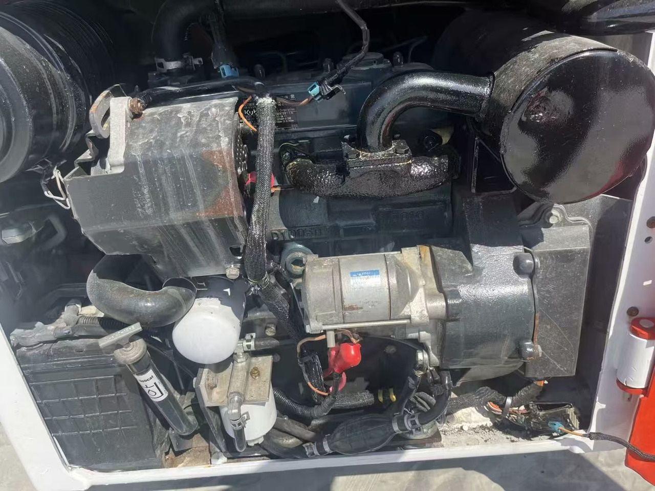 Mini homlokrakodó BOBCAT S730: 6 kép.