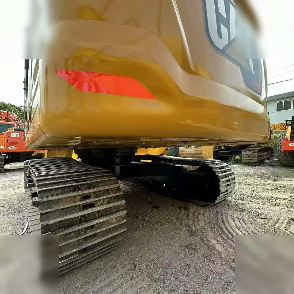 CATERPILLAR 320GC - Lánctalpas kotró: 5 kép. CATERPILLAR 320GC - Lánctalpas kotró: 5 kép.