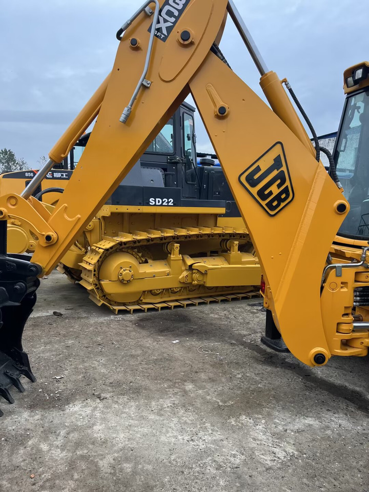 JCB - Kotrórakodó: 4 kép. JCB - Kotrórakodó: 4 kép.