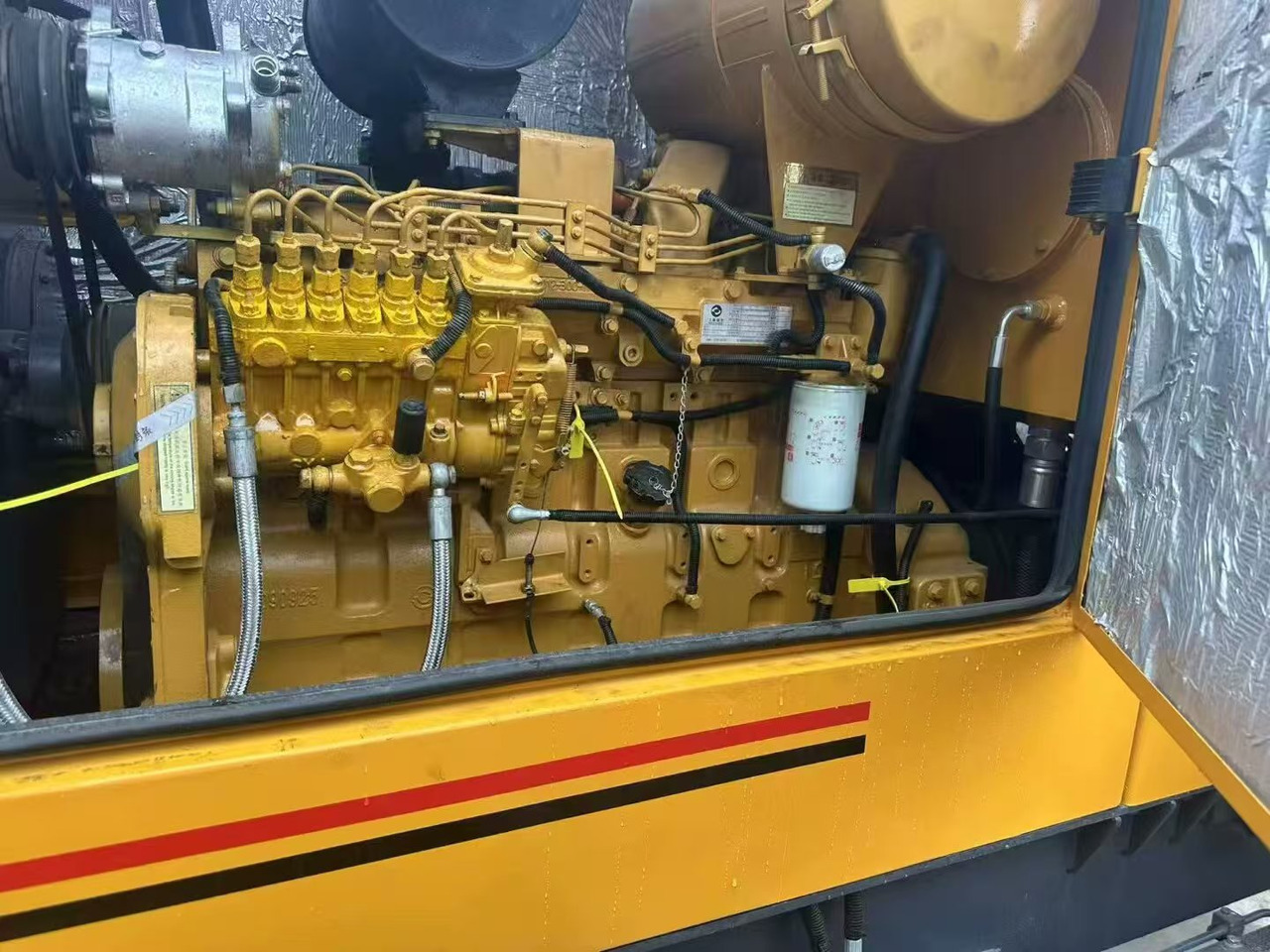 XCMG GR2153 - Gréder: 5 kép. XCMG GR2153 - Gréder: 5 kép.