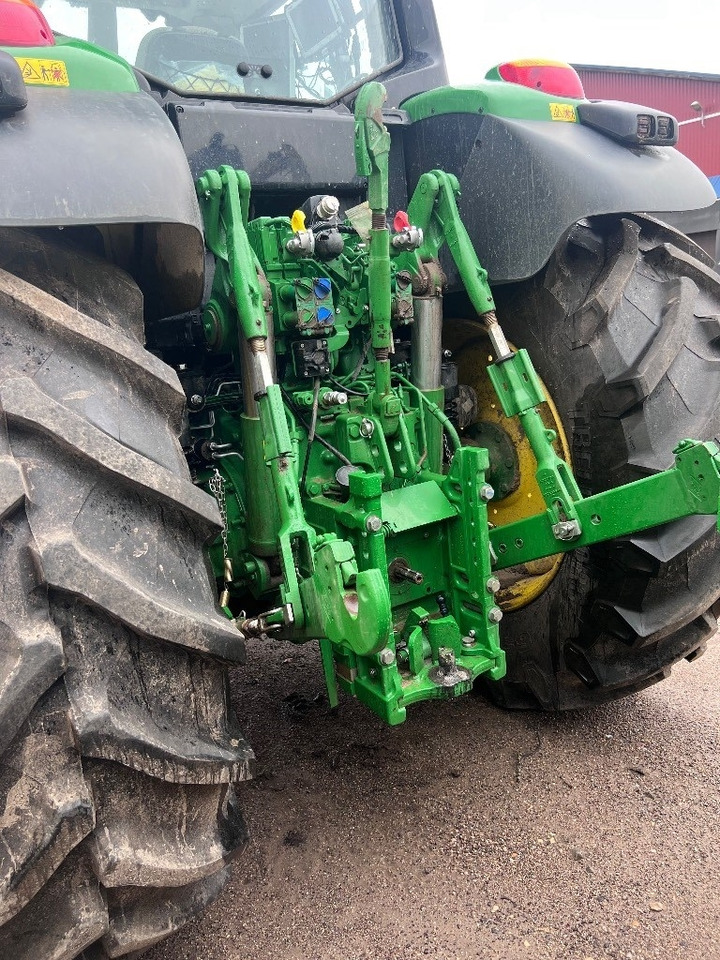 John Deere 6195M - Traktor: 5 kép. John Deere 6195M - Traktor: 5 kép.