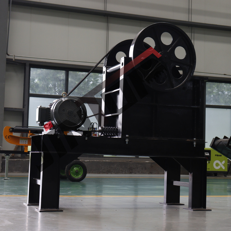 HIGHTOP 2026 New Electric Jaw Crusher - Pofás törő: 5 kép. HIGHTOP 2026 New Electric Jaw Crusher - Pofás törő: 5 kép.