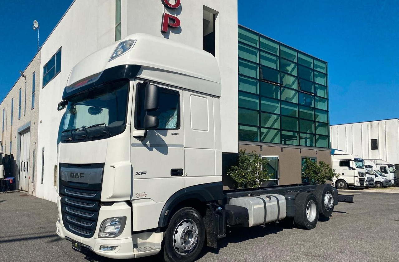DAF XF 480 FT FULL PNEUMATIC 2019 - Alvaz teherautó: 1 kép. DAF XF 480 FT FULL PNEUMATIC 2019 - Alvaz teherautó: 1 kép.