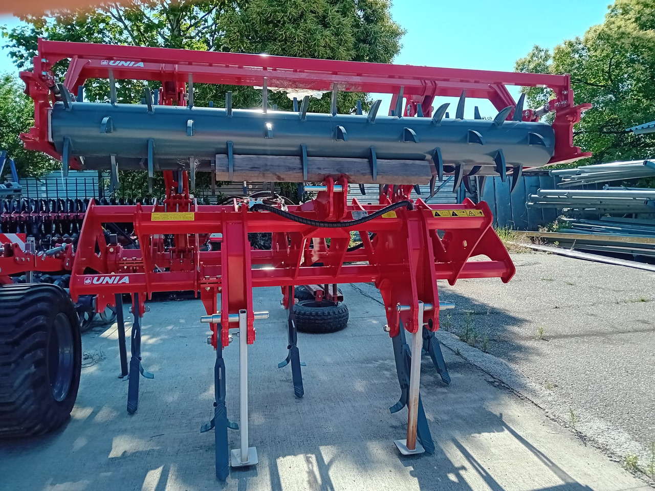 UNIA HARRIER B 3/5 - Talajlazító: 1 kép. UNIA HARRIER B 3/5 - Talajlazító: 1 kép.