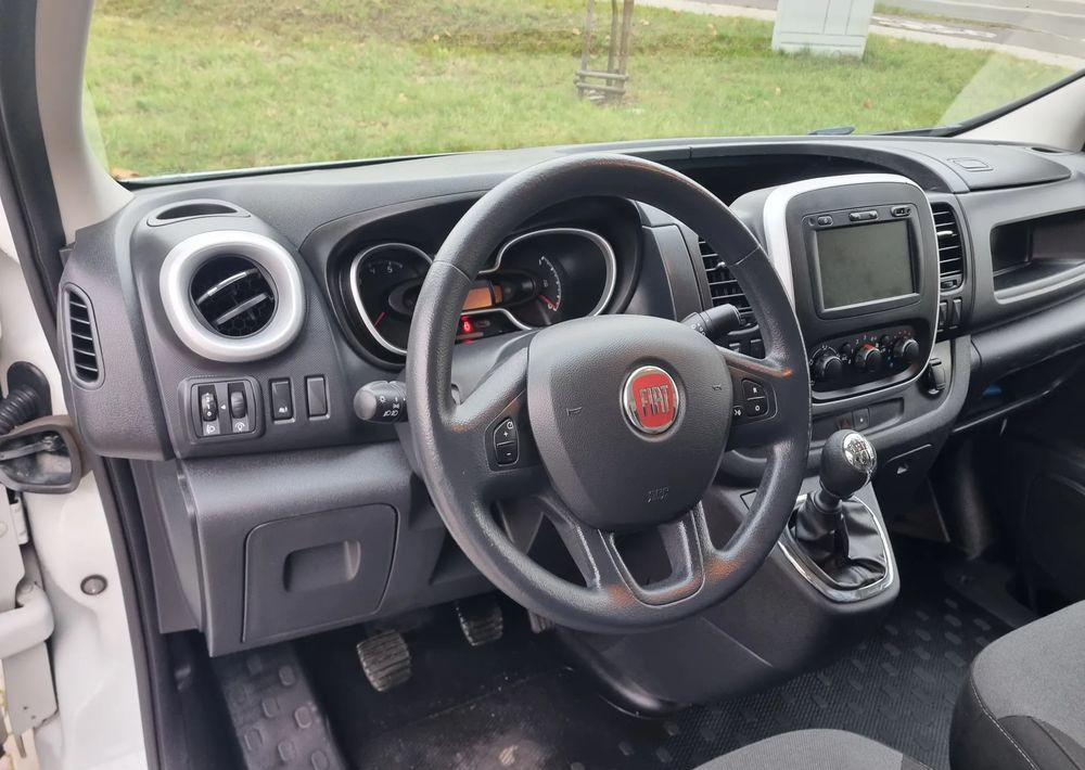 Kis furgon Fiat Talento: 12 kép.