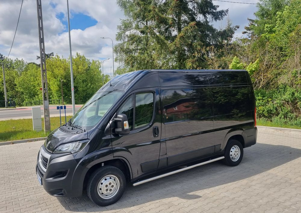 Peugeot Boxer - Kis furgon: 1 kép. Peugeot Boxer - Kis furgon: 1 kép.