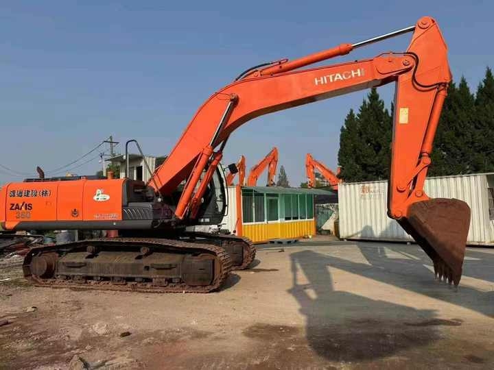 100% Original Hitachi Zx350-5g 30tons Large Excavator Hot Sale Hot-sell Japan Brand Hitachi Zx120 200 240 350 Digger for Sale - Kotrógép: 2 kép. 100% Original Hitachi Zx350-5g 30tons Large Excavator Hot Sale Hot-sell Japan Brand Hitachi Zx120 200 240 350 Digger for Sale - Kotrógép: 2 kép.