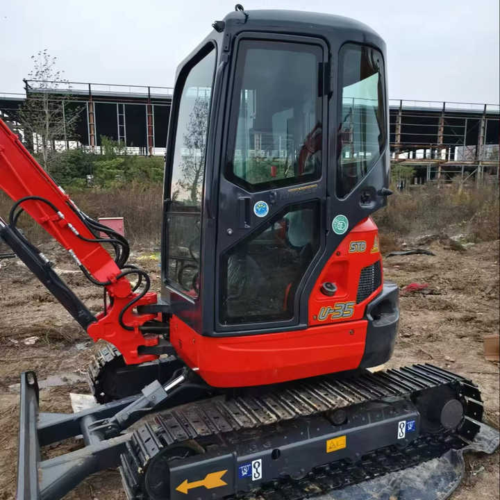 3TONS Good Quality Used Kubota U35 Hydraulic Excavator Used U25 U35 Mini Mxcavator Used Small Digger Kubota U35 - Minikotró: 1 kép. 3TONS Good Quality Used Kubota U35 Hydraulic Excavator Used U25 U35 Mini Mxcavator Used Small Digger Kubota U35 - Minikotró: 1 kép.
