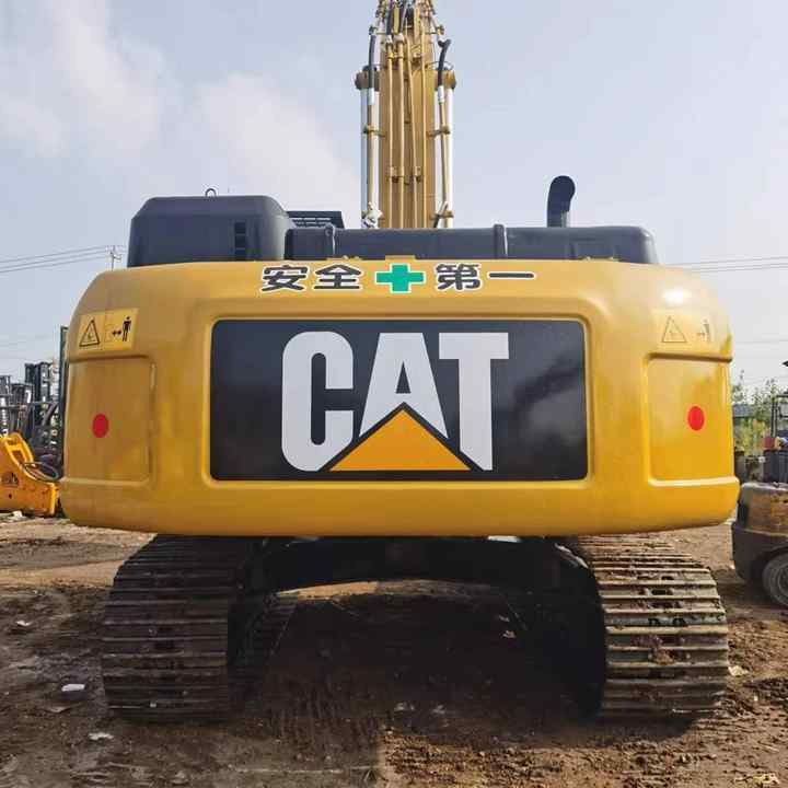 CAT second-hand 330D excavator sold at low price and in very good condition Japanese original hydraulic crawler excavator [ Copy ] lízing CAT second-hand 330D excavator sold at low price and in very good condition Japanese original hydraulic crawler excavator [ Copy ]: 6 kép.