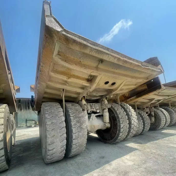 Cheap Price Used Japan Original Caterpillar Cat777D for Sale,7 Tons Used Cat 777D With Good Quality in Stock - Bánya teherautó: 4 kép. Cheap Price Used Japan Original Caterpillar Cat777D for Sale,7 Tons Used Cat 777D With Good Quality in Stock - Bánya teherautó: 4 kép.