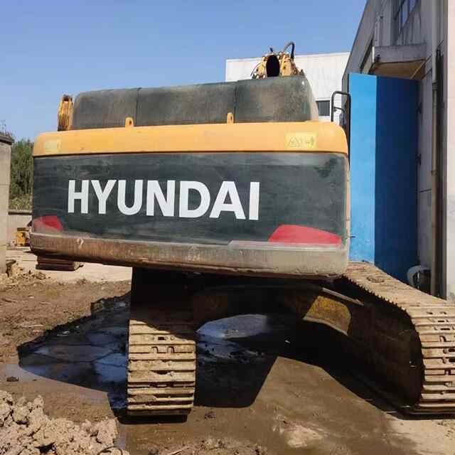 Cheap hyundai 385lc-9T Crawler Excavator for Sale,original hyundai 385-9t Excavators in China - Kotrógép: 3 kép. Cheap hyundai 385lc-9T Crawler Excavator for Sale,original hyundai 385-9t Excavators in China - Kotrógép: 3 kép.