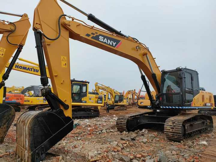 China Brand Used Sany Sy235c Mini Excavator 6ton Crawler Earth Digger Machine for Sale - Lánctalpas kotró: 4 kép. China Brand Used Sany Sy235c Mini Excavator 6ton Crawler Earth Digger Machine for Sale - Lánctalpas kotró: 4 kép.