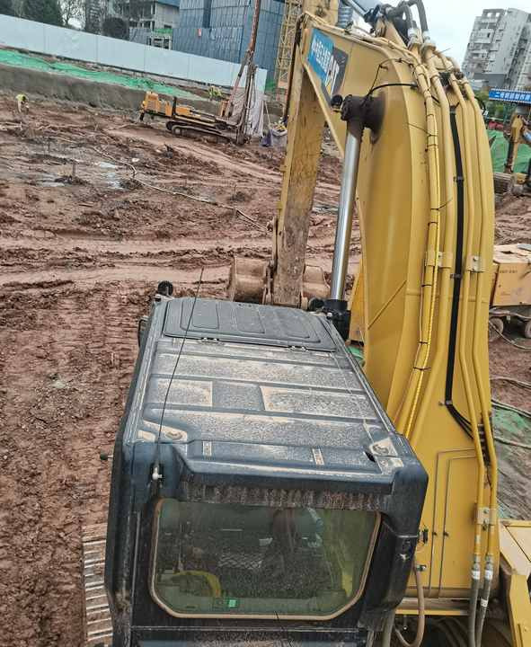 Good Condition Used CAT Excavator Japan 330GC Original Used Excavator Cat 330GC in Stock - Lánctalpas kotró: 5 kép. Good Condition Used CAT Excavator Japan 330GC Original Used Excavator Cat 330GC in Stock - Lánctalpas kotró: 5 kép.