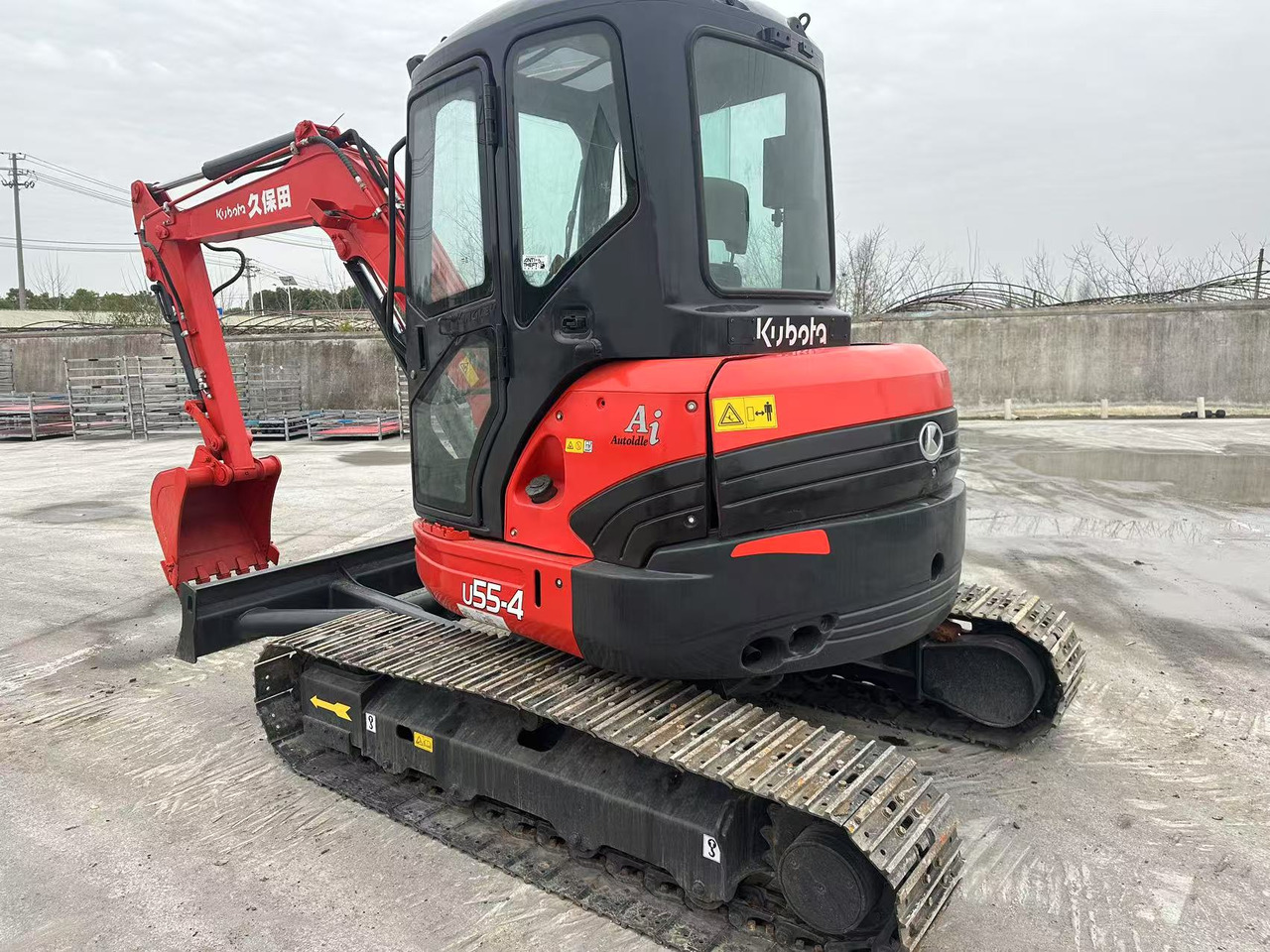 KUBOTA U55 in stock - Minikotró: 2 kép. KUBOTA U55 in stock - Minikotró: 2 kép.