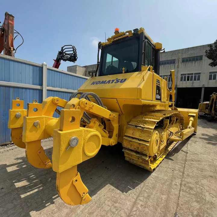 Komatsu D65EX High Efficiency Bulldozer komatsu Engine 180HP Crawler Bulldozer China - Buldózer: 3 kép. Komatsu D65EX High Efficiency Bulldozer komatsu Engine 180HP Crawler Bulldozer China - Buldózer: 3 kép.