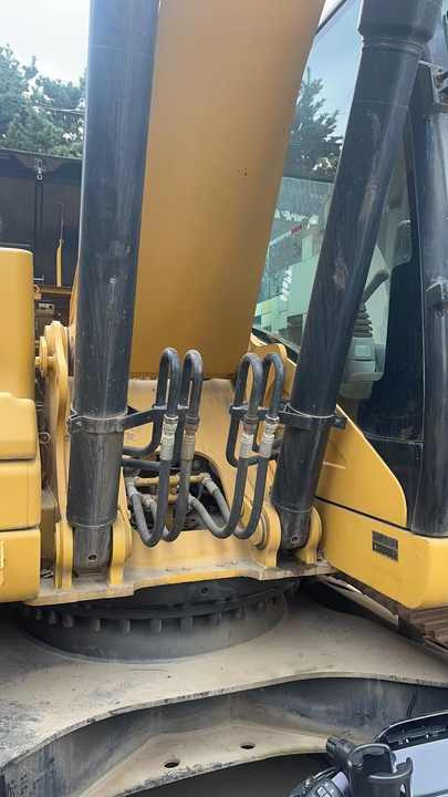 Original Japan Cheap Crawler Cat Excavator Cat 320d Used Excavator Caterpillar Machinery Digger Used CAT 320D Excavators - Lánctalpas kotró: 5 kép. Original Japan Cheap Crawler Cat Excavator Cat 320d Used Excavator Caterpillar Machinery Digger Used CAT 320D Excavators - Lánctalpas kotró: 5 kép.