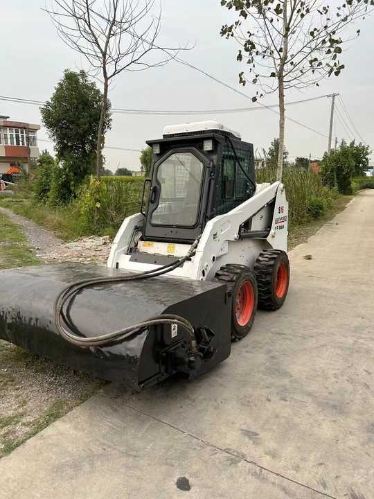 Used Bob Cat Bob Cat S16 Used Mini Skid Steer Wheel Loader Multifunctional Track Loaders Bobcat S16 2.7 Ton - Mini homlokrakodó: 5 kép. Used Bob Cat Bob Cat S16 Used Mini Skid Steer Wheel Loader Multifunctional Track Loaders Bobcat S16 2.7 Ton - Mini homlokrakodó: 5 kép.