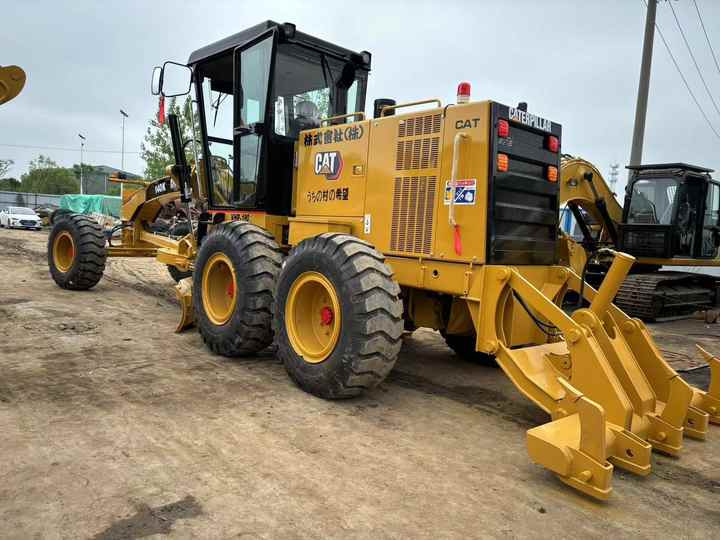 Used Cat 140K New Model Grader Popular Brand Japan Cat Hydraulic Machinery Construction Equipment - Gréder: 2 kép. Used Cat 140K New Model Grader Popular Brand Japan Cat Hydraulic Machinery Construction Equipment - Gréder: 2 kép.