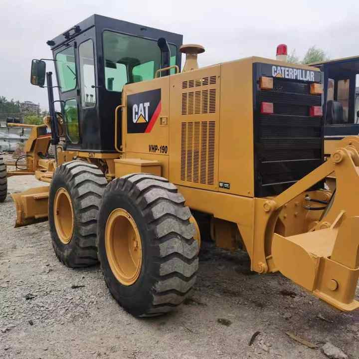 Used Caterpillar CAT 140H Land Road Motor Grader CAT140 CAT140H Used Grader Cheap Price for Sale - Gréder: 4 kép. Used Caterpillar CAT 140H Land Road Motor Grader CAT140 CAT140H Used Grader Cheap Price for Sale - Gréder: 4 kép.