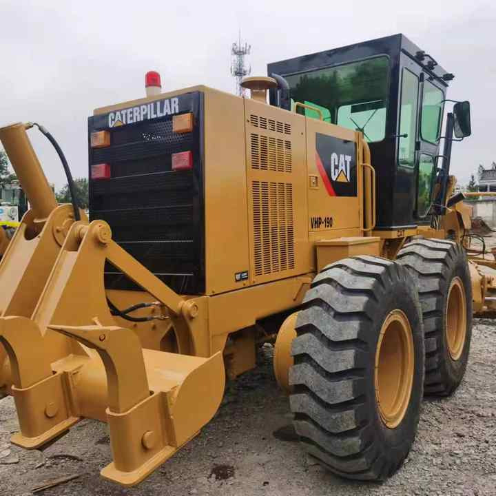 Used Caterpillar CAT 140H Land Road Motor Grader CAT140 CAT140H Used Grader Cheap Price for Sale - Gréder: 5 kép. Used Caterpillar CAT 140H Land Road Motor Grader CAT140 CAT140H Used Grader Cheap Price for Sale - Gréder: 5 kép.