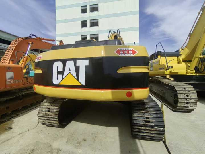 Used Digger CAT 325BL Construction Machinery Construction Digger Used CAT 325BL Cheap Excavator - Lánctalpas kotró: 5 kép. Used Digger CAT 325BL Construction Machinery Construction Digger Used CAT 325BL Cheap Excavator - Lánctalpas kotró: 5 kép.