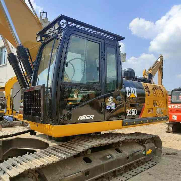 Used Digger CAT 325D Construction Machinery Construction Digger Used CAT 325D Cheap Excavator - Lánctalpas kotró: 2 kép. Used Digger CAT 325D Construction Machinery Construction Digger Used CAT 325D Cheap Excavator - Lánctalpas kotró: 2 kép.