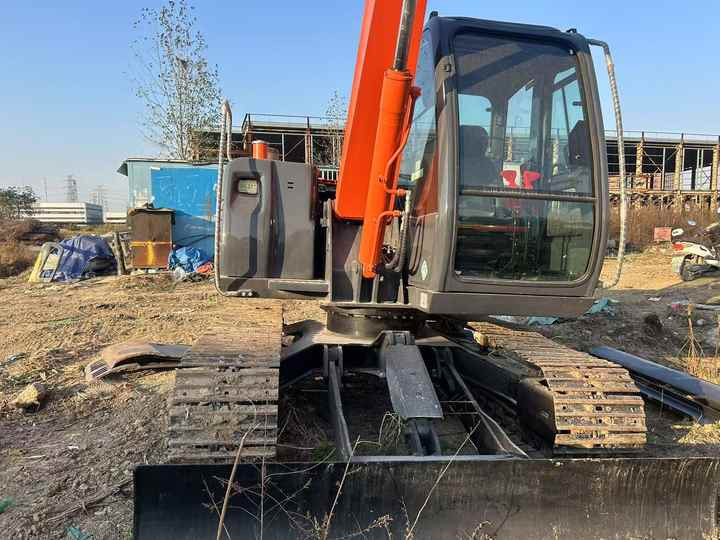 Used HITACHI ZX70 Model Mini Excavator Second Hand Machine Popular Brand Japan Hitachi Hydraulic Machinery - Minikotró: 4 kép. Used HITACHI ZX70 Model Mini Excavator Second Hand Machine Popular Brand Japan Hitachi Hydraulic Machinery - Minikotró: 4 kép.