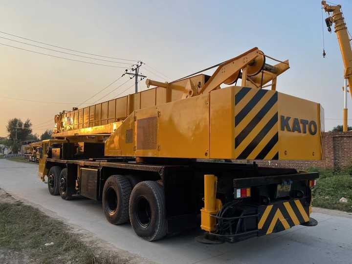Used Heavy Construction Equipment kato 50 Tons Second Hand Mobile Crane Used Machine Hot Sale - Autódaru: 2 kép. Used Heavy Construction Equipment kato 50 Tons Second Hand Mobile Crane Used Machine Hot Sale - Autódaru: 2 kép.