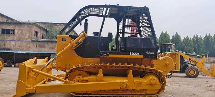 Used Shantui SD22 New Model Bulldozer Second Hand Machine Popular Brand Shantui Hydraulic Machinery - Buldózer: 2 kép. Used Shantui SD22 New Model Bulldozer Second Hand Machine Popular Brand Shantui Hydraulic Machinery - Buldózer: 2 kép.