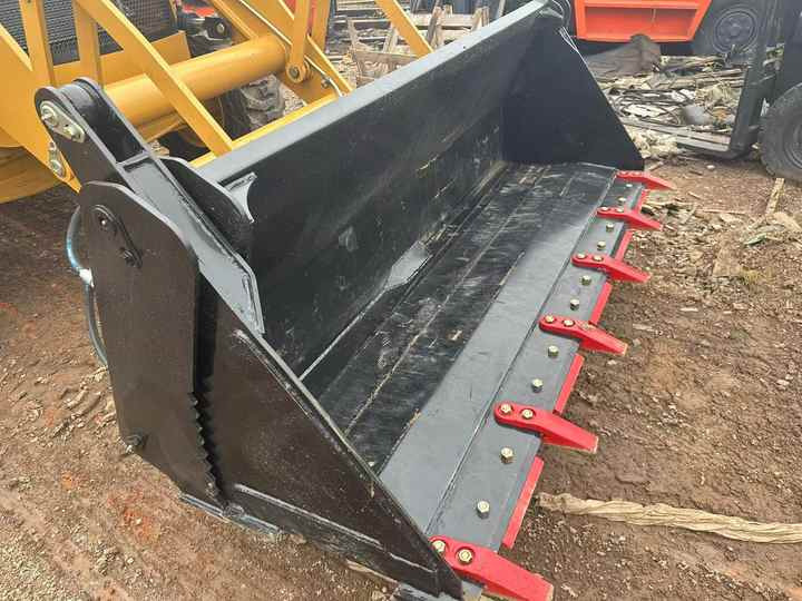 Used Wheel Loader CAT420F Caterpillar 420F Mini Construction Machinery Mini Wheel Skid Steer Loader in Stock - Kotrórakodó: 5 kép. Used Wheel Loader CAT420F Caterpillar 420F Mini Construction Machinery Mini Wheel Skid Steer Loader in Stock - Kotrórakodó: 5 kép.