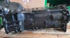 Obudowa skrzyni biegów Same , Deutz-Fahr , Lamborghini 0.009.9948.0 - Alkatrész - Mezőgazdasági gépek: 1 kép. Obudowa skrzyni biegów Same , Deutz-Fahr , Lamborghini 0.009.9948.0 - Alkatrész - Mezőgazdasági gépek: 1 kép.