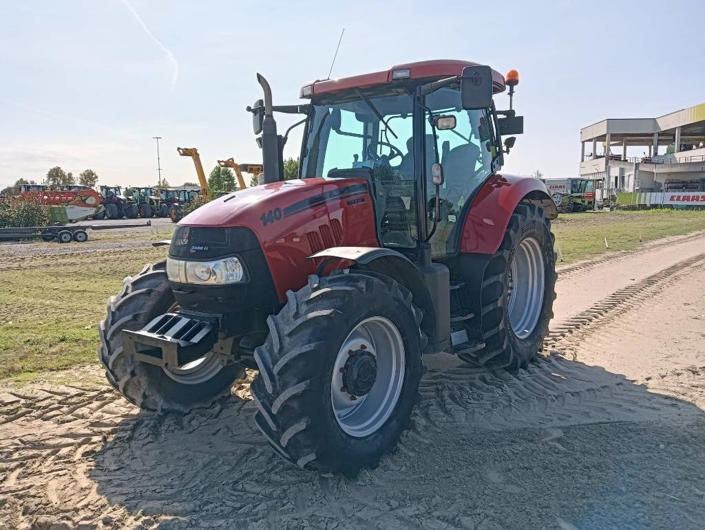 Case IH Maxxum 140 - Traktor: 3 kép. Case IH Maxxum 140 - Traktor: 3 kép.
