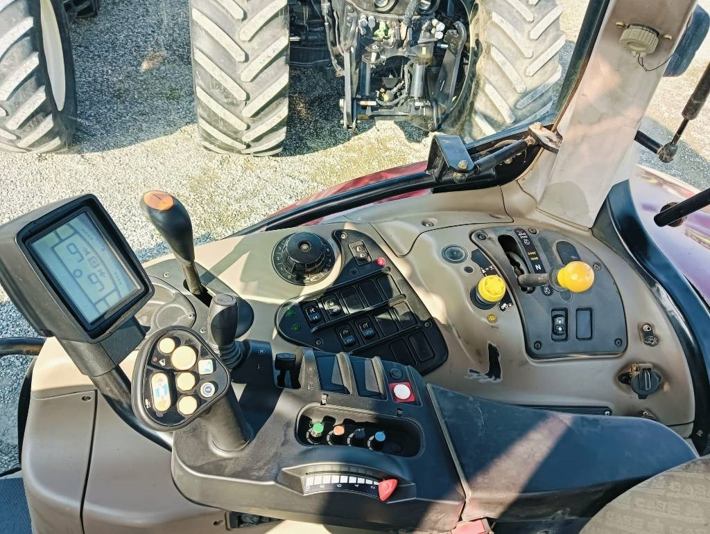 Traktor Case IH Maxxum 140: 33 kép.