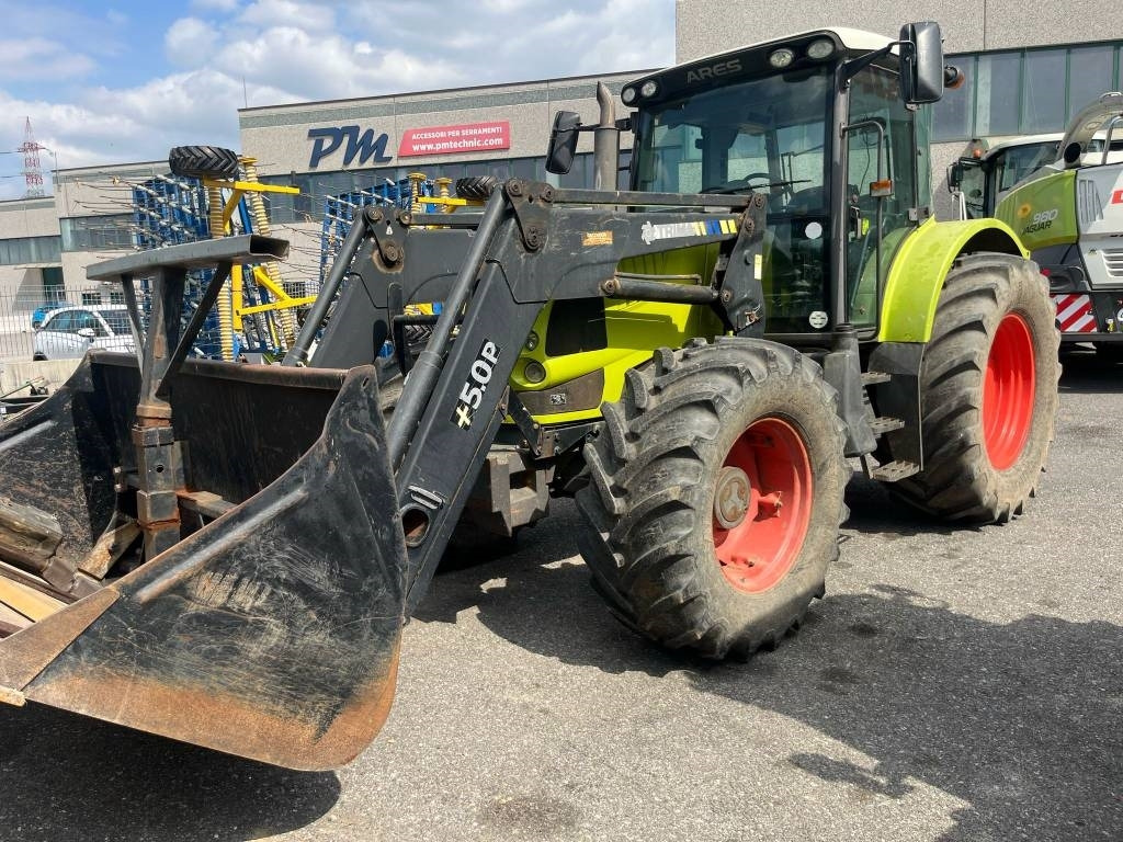 Claas Ares 697 - Traktor: 5 kép. Claas Ares 697 - Traktor: 5 kép.