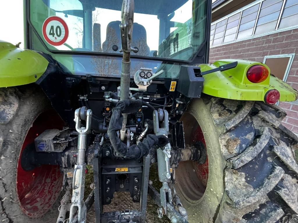 Claas Atos 350 - Traktor: 3 kép. Claas Atos 350 - Traktor: 3 kép.