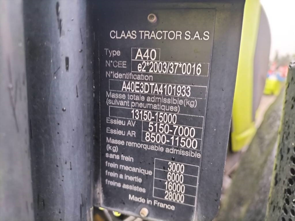 Traktor Claas Axion 830 Cmatic: 8 kép.