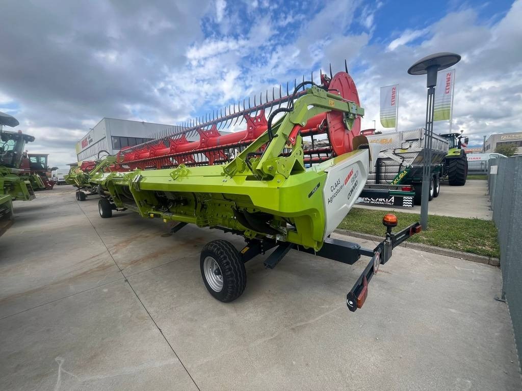 Claas CONVIO FLEX 930 - Betakarítógép tartozék: 1 kép. Claas CONVIO FLEX 930 - Betakarítógép tartozék: 1 kép.